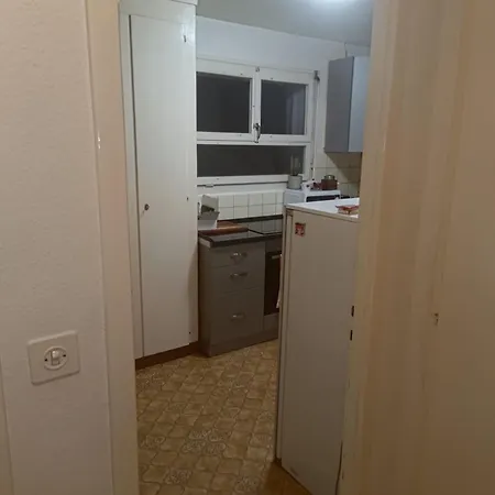 Apartment Schoene Mit Grosse Terasse *