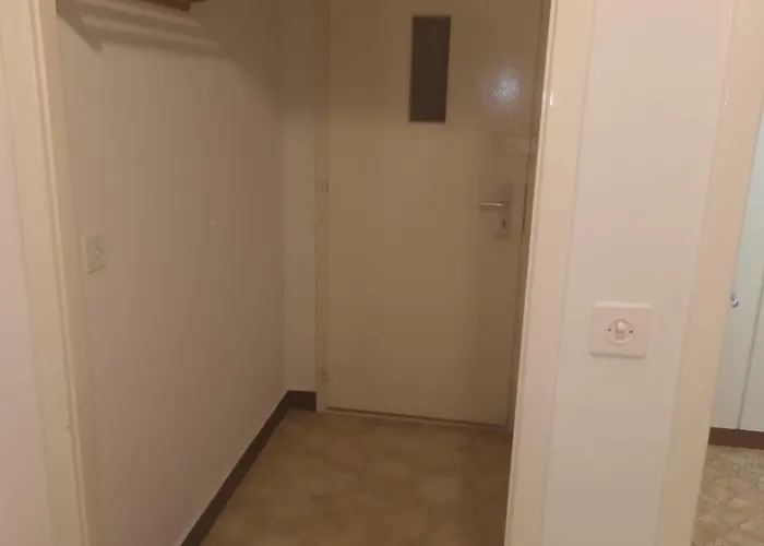 Schoene Mit Grosse Terasse Vevey